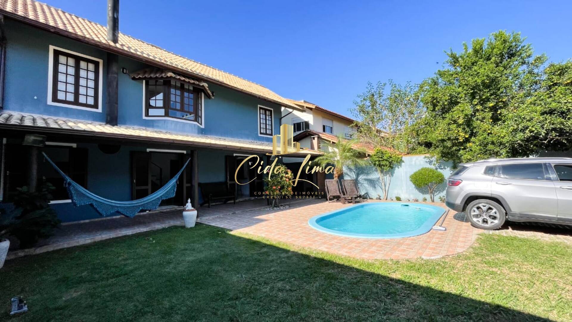 Casa, 3 quartos, 228 m² - Foto 1