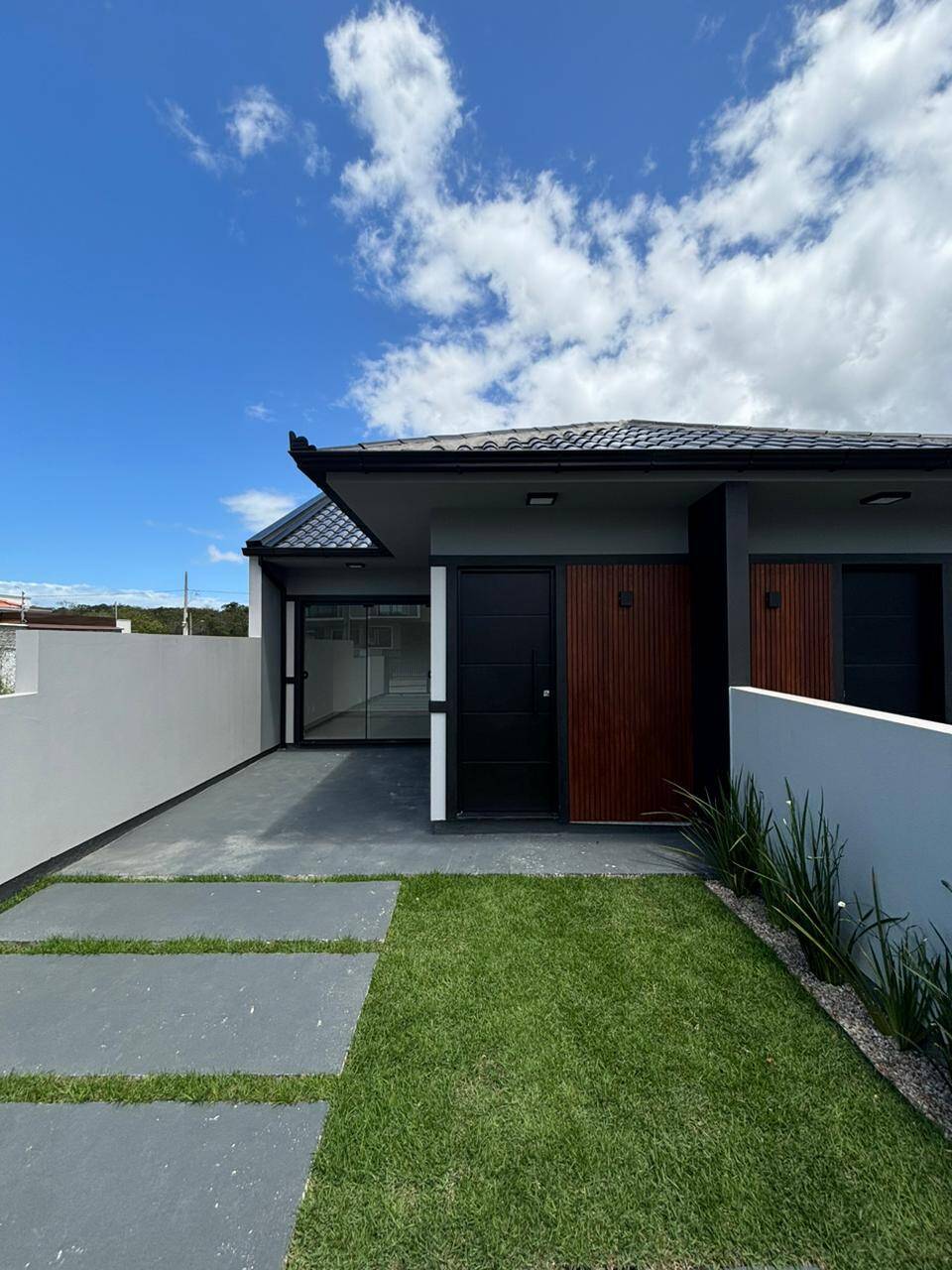 Casa, 2 quartos, 48 m² - Foto 1