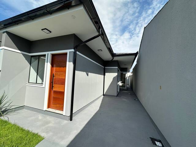 #204 - Casa para Venda em São José - SC - 2