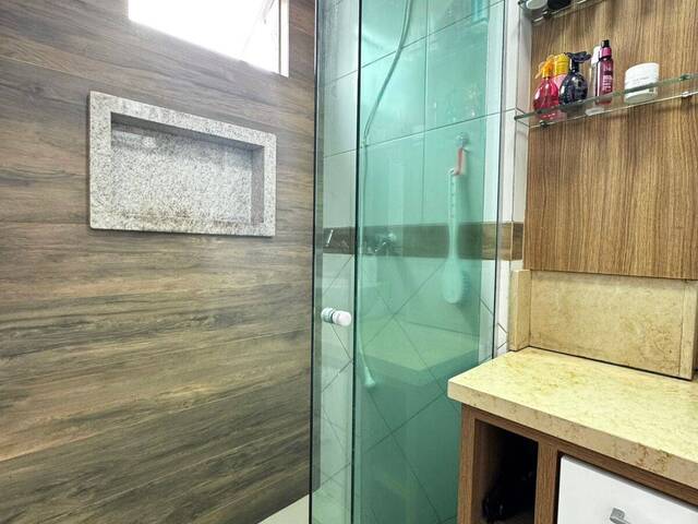 #211 - Apartamento para Venda em São José - SC