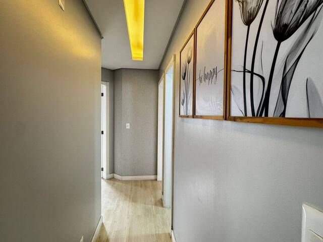 #211 - Apartamento para Venda em São José - SC