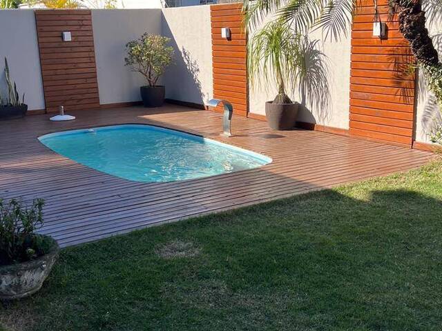 #230 - Casa para Venda em Palhoça - SC - 2